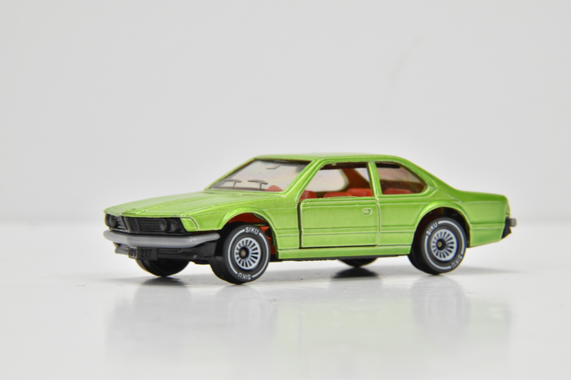 Illustration for article titled Ohio Toy Show Finds -- Awesome finds for only $1